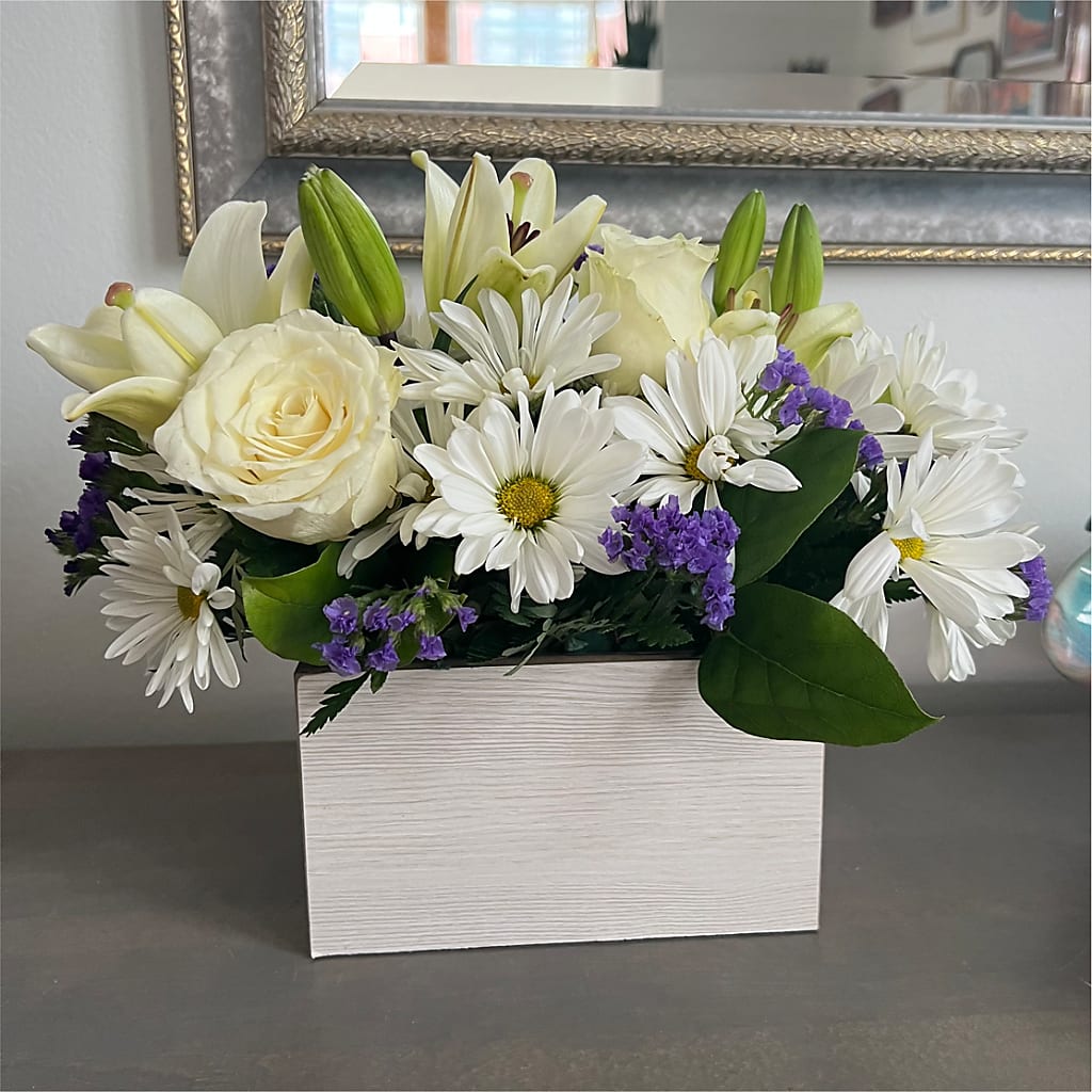 Beyond Blue Box Bouquet – RUSSELL'S FLOWER SHOP, Hamilton ON