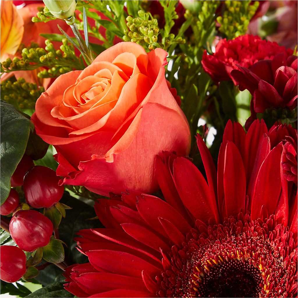 Sweater Season - A Florist Original – RUSSELL'S FLOWER SHOP, Hamilton ON