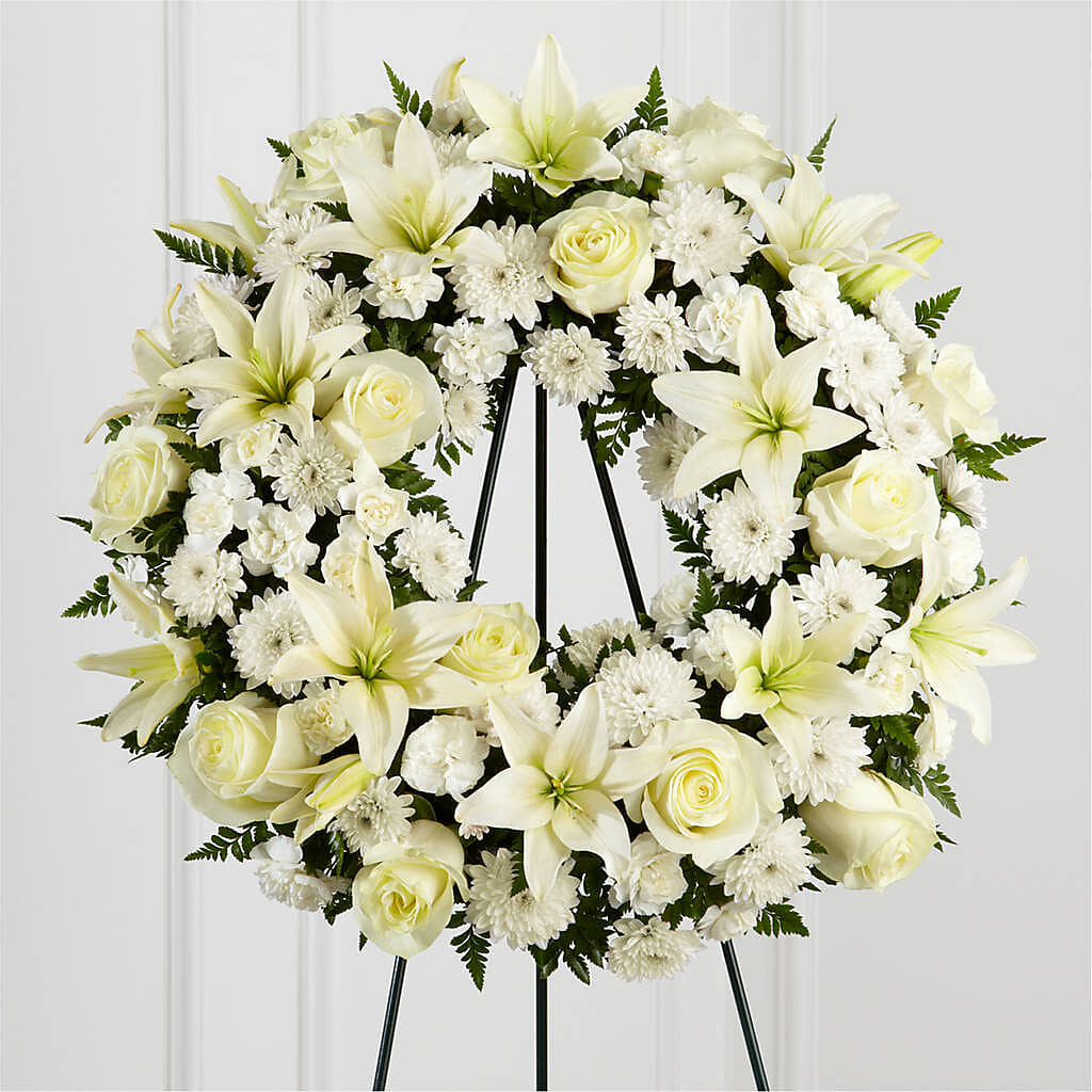 Treasured Tribute Wreath – RUSSELL'S FLOWER SHOP, Hamilton ON