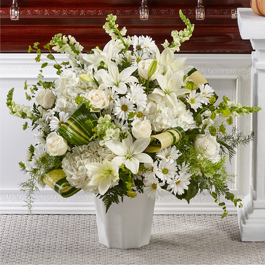 Thoughts of Tranquility Floor Basket – RUSSELL'S FLOWER SHOP, Hamilton ON
