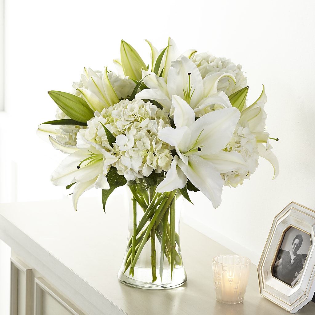 Compassionate Lily Bouquet – RUSSELL'S FLOWER SHOP, Hamilton ON