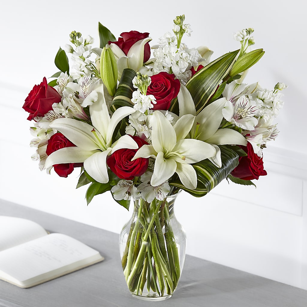 Loving Respect Bouquet – RUSSELL'S FLOWER SHOP, Hamilton ON