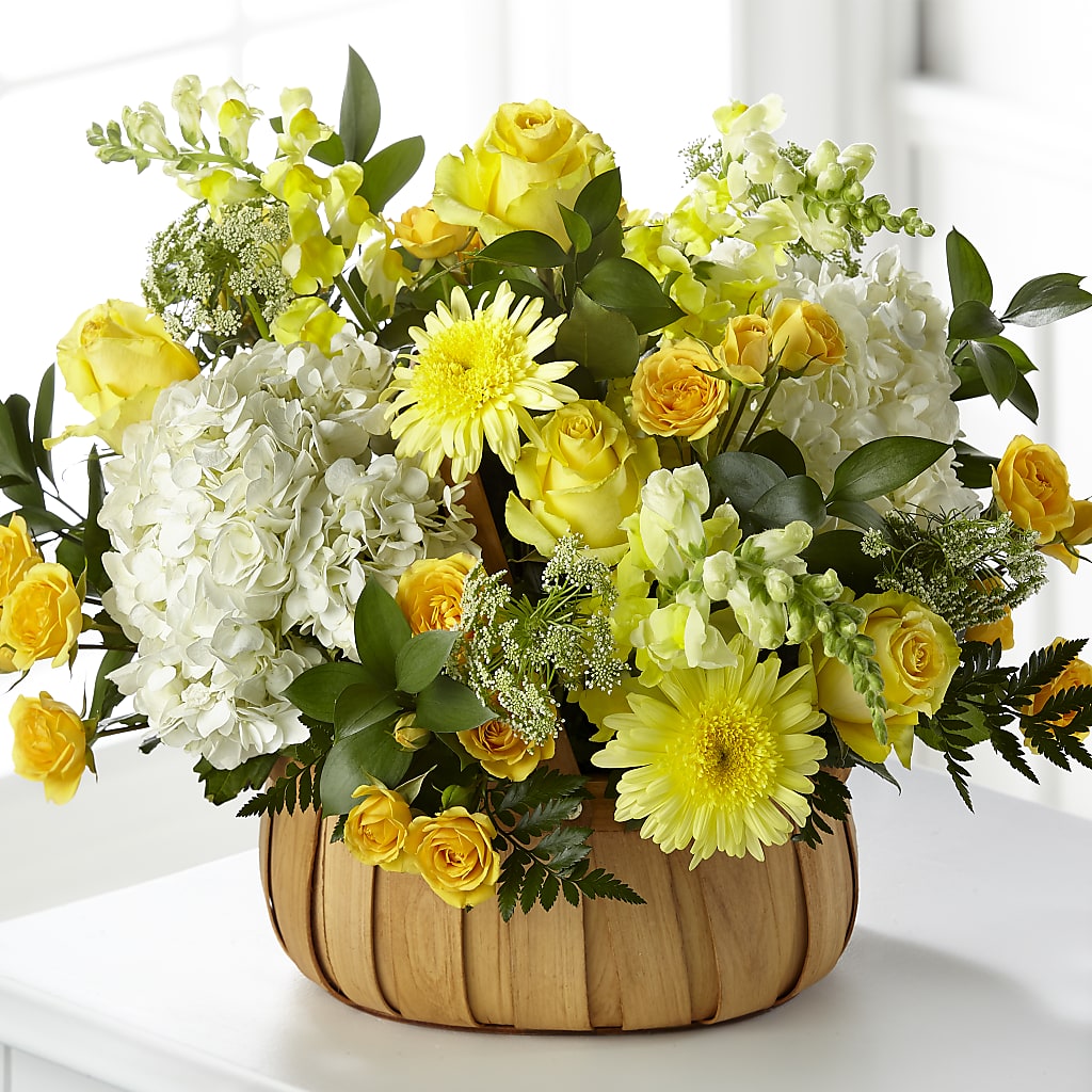 Rustic Remembrance Basket – RUSSELL'S FLOWER SHOP, Hamilton ON