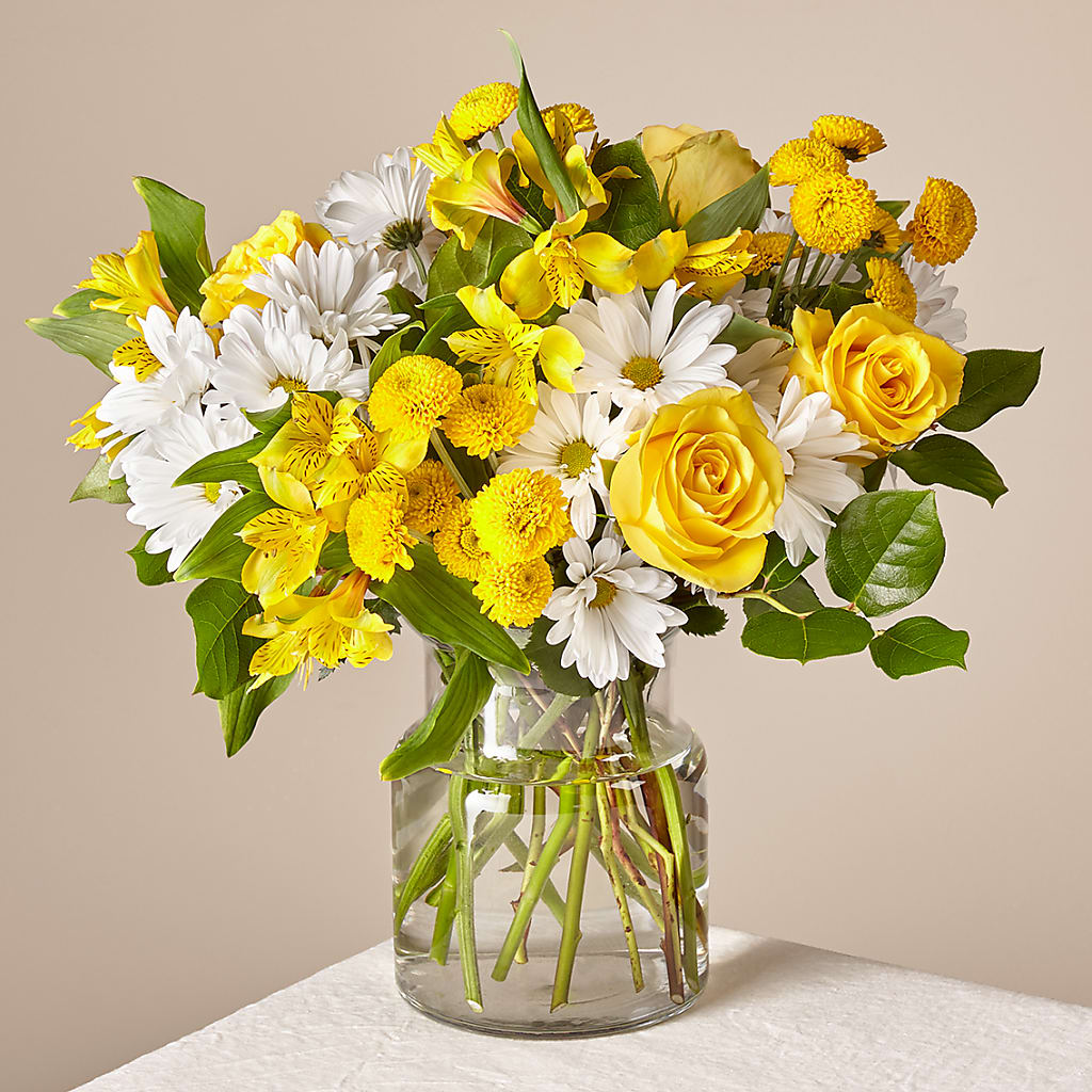 Sunny Sentiments Bouquet – RUSSELL'S FLOWER SHOP, Hamilton ON