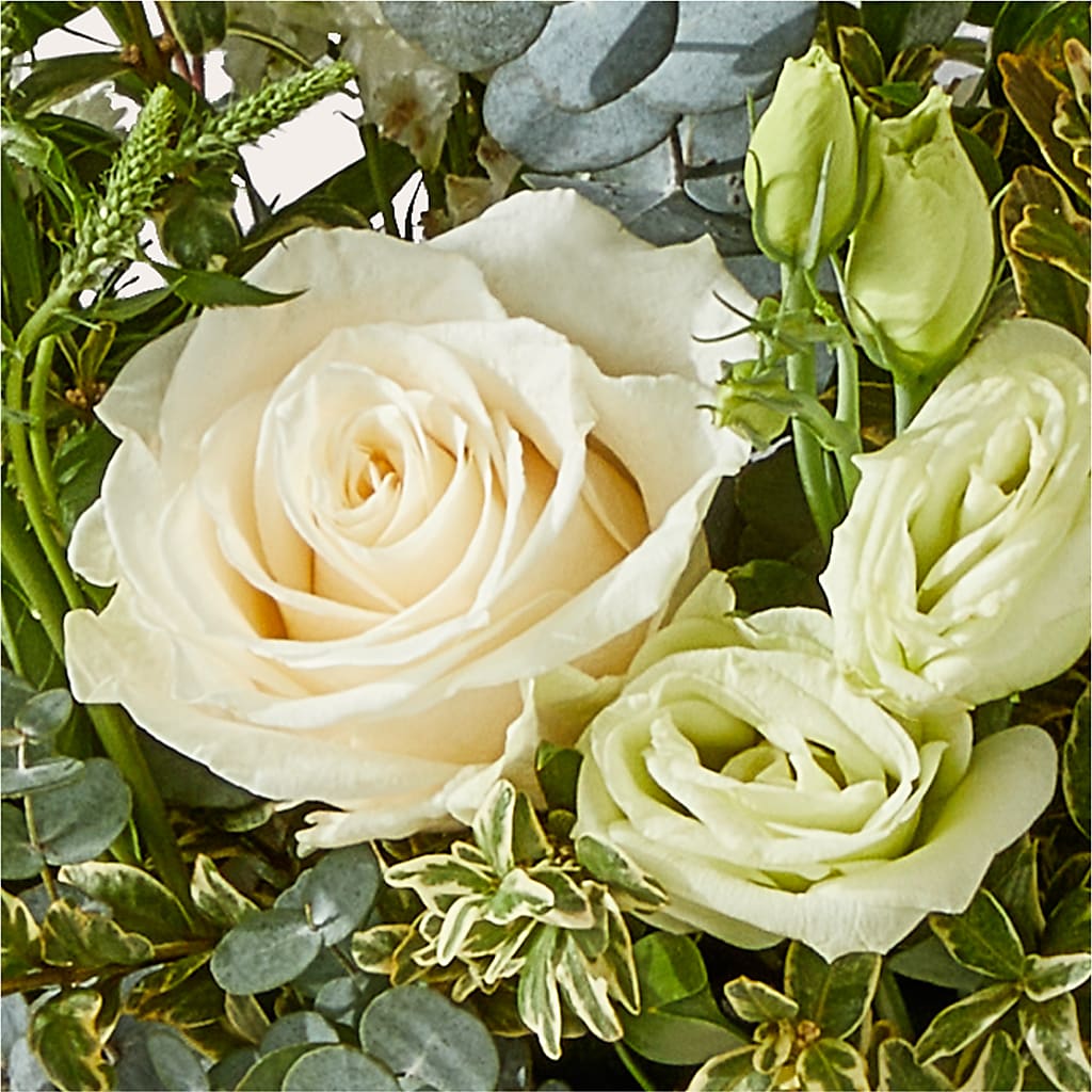 Cashmere Bouquet – RUSSELL'S FLOWER SHOP, Hamilton ON