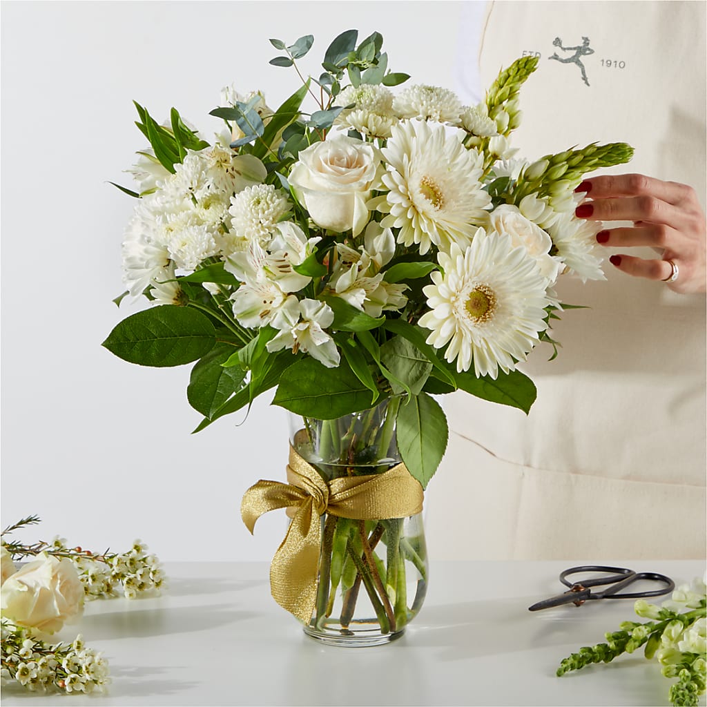 New Beginnings – A Florist Original – RUSSELL'S FLOWER SHOP, Hamilton ON