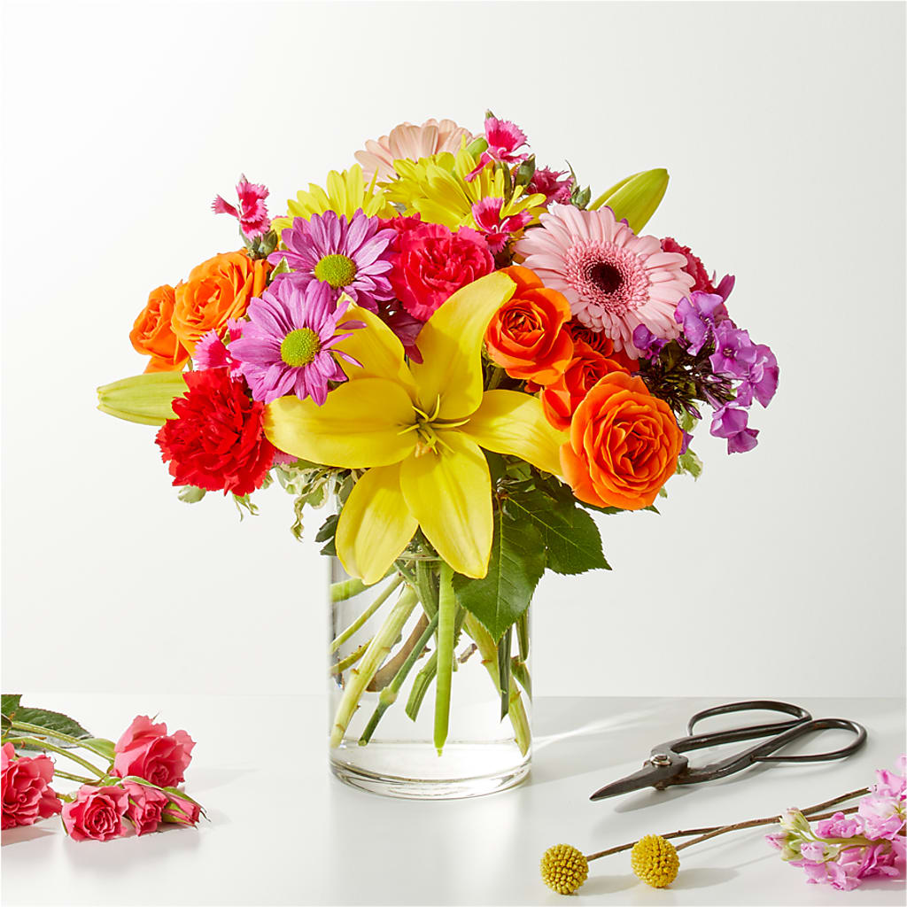 Cue the Confetti - A Florist Original – RUSSELL'S FLOWER SHOP, Hamilton ON
