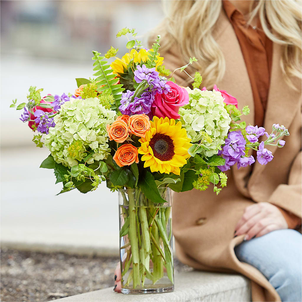 Vibrant Greetings Bouquet – RUSSELL'S FLOWER SHOP, Hamilton ON